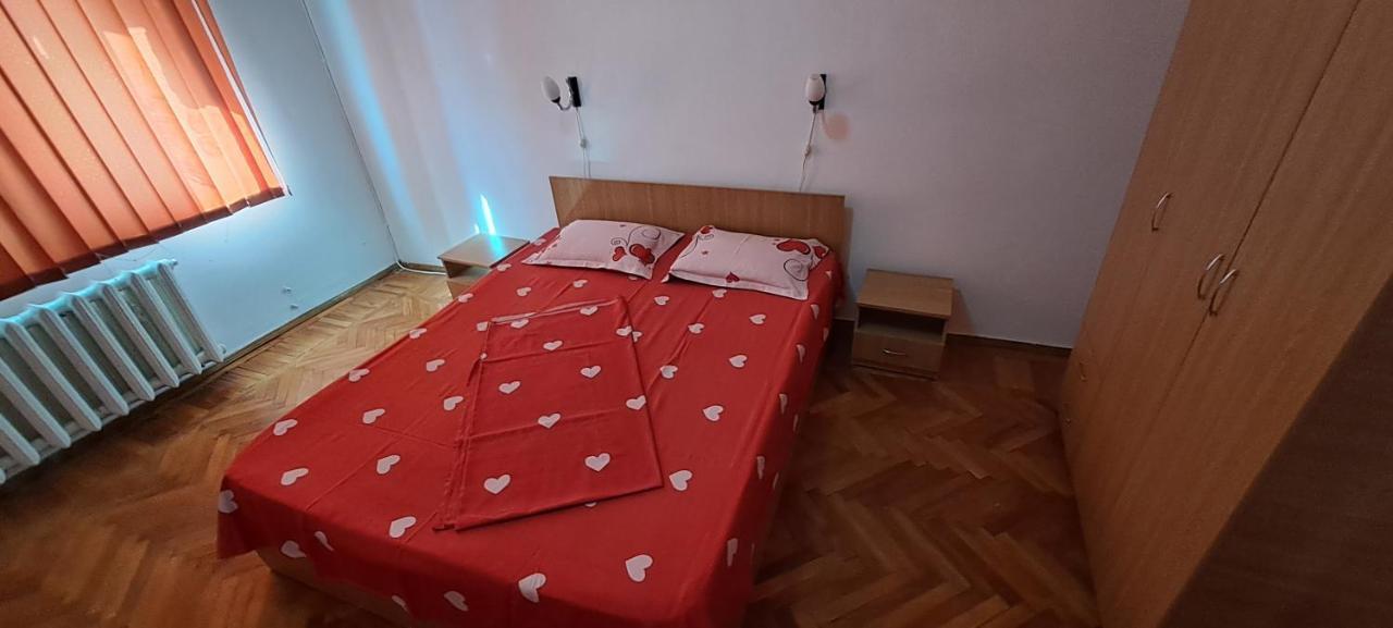 Apartament Grigore Etaj 2 Mangalia Ngoại thất bức ảnh